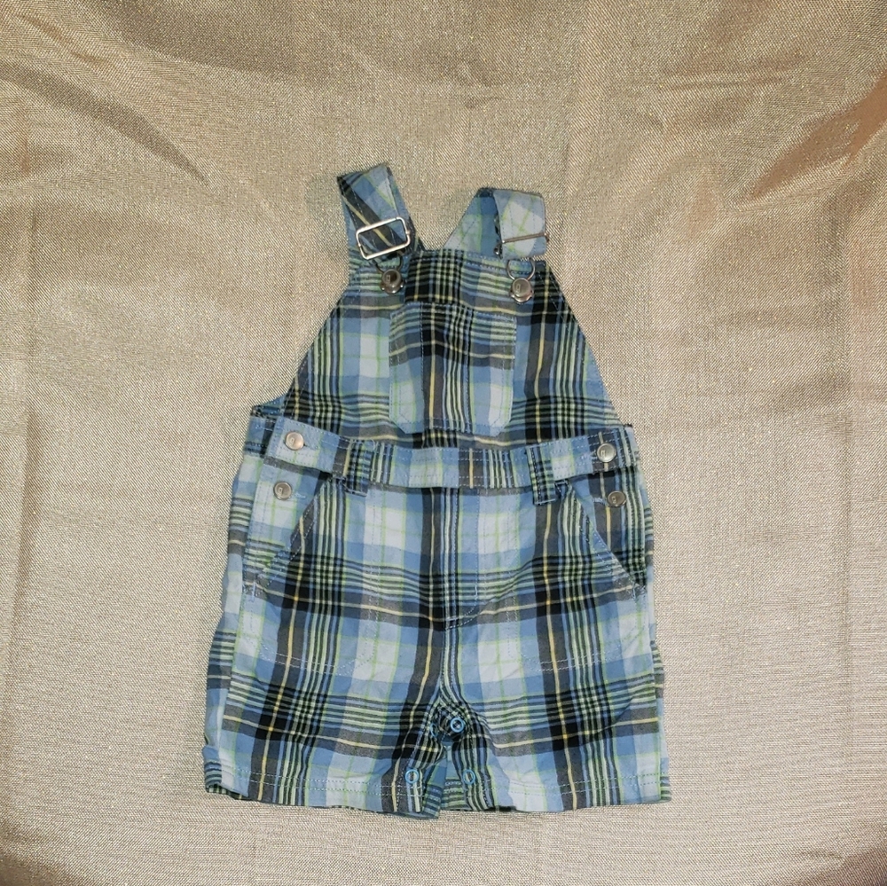 🏷 EUC Gymboree Plaid Bib Shorts